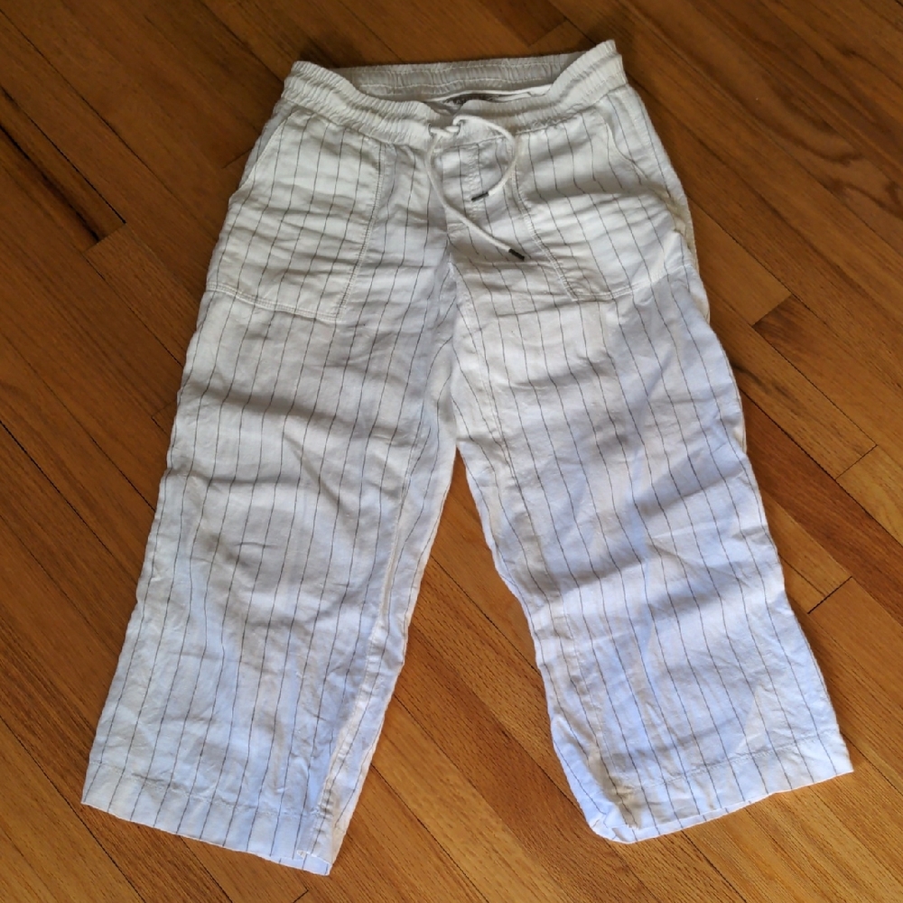 Athleta White Striped Cropped Pants